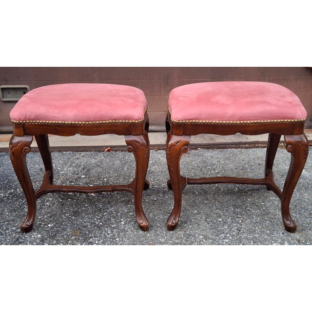 French Provincial Late 20th Century Pair Italian Walnut and Pink Suede Upholstered Low Stools Footstools For Sale - Image 3 of 9