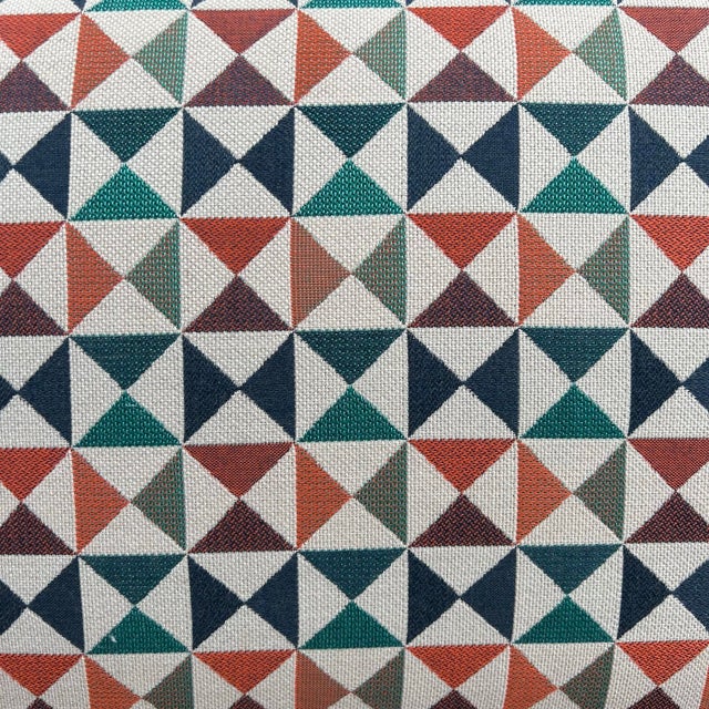 1950s Set of 4 Early George 4671 Aluminum Frame Nelson Chairs Recovered in Geometric Sunbrella Fabric For Sale - Image 5 of 12