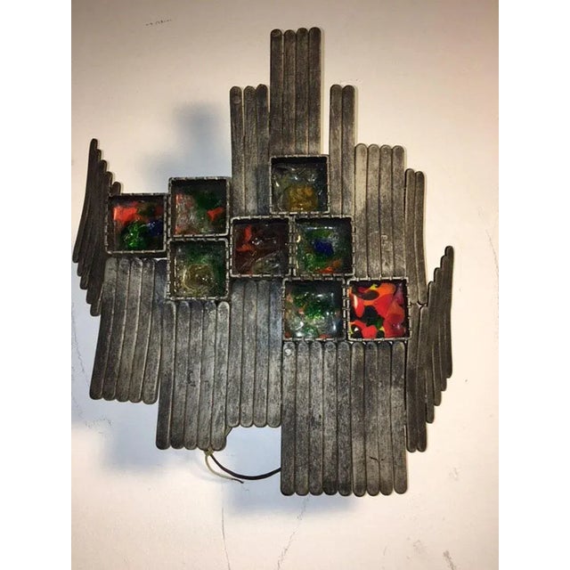 Alfredo Barbini Pair of Mid Century Italian Brutalist Blackened Iron & Geometric Multi Colored Murano Glass Sconces For Sale - Image 4 of 9
