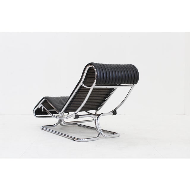 Vintage Italian Chrome and Leather Chaise Lounge attributed to Guido Faleschini, 1970s For Sale - Image 6 of 14