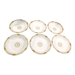 Antique Theodore Haviland Coupe Soup/Cereal Bowl in Schleiger 630-2 - Set of Six For Sale