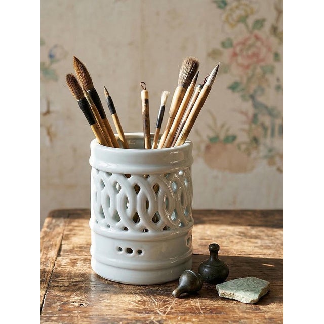 An elegant and rather rare Korean brush holder in the style of Joseon Dynasty scholar's objects, dating from the mid-20th...