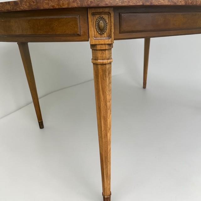 Vintage American Furniture Burl Walnut Oval Expandable Dining Table With 3 Leaves & Original Table Pad For Sale - Image 4 of 13