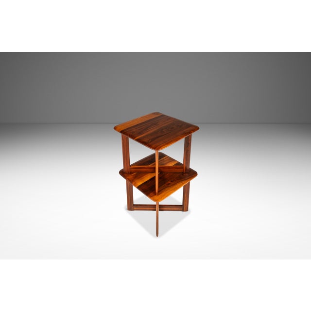 Mid-Century Modern Rare Set of Two ( 2 ) Mid-Century Modern Side Tables / End Tables in Walnut by John Keal for Brown Saltman, Usa, C. 1960s For Sale - Image 3 of 18