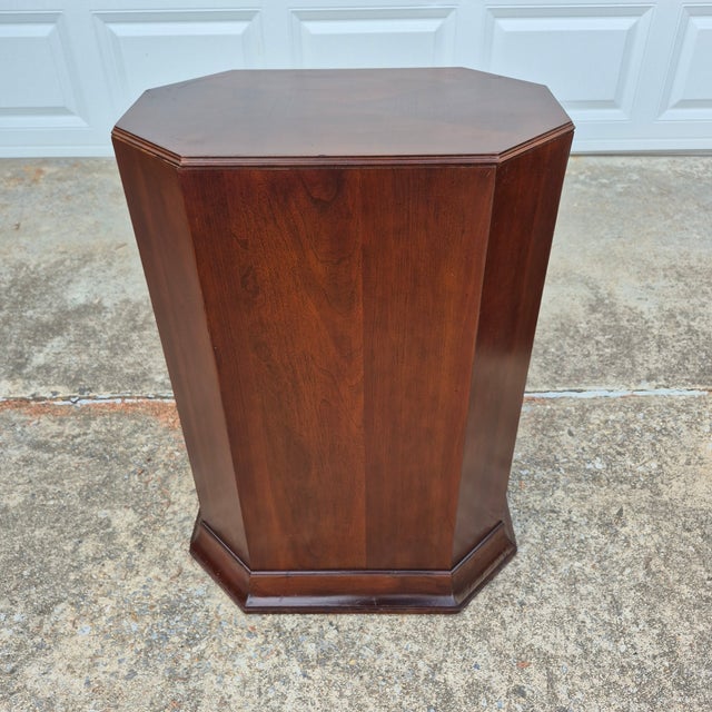 Brown Late 20th Century Ethan Allen Art Deco Regency Mahogany Pedestals Side Tables Plant Stands, a Pair For Sale - Image 8 of 12