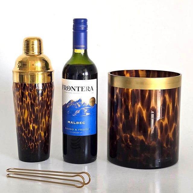 Mid-Century Modern Faux Tortoise Shell Glass Cocktail Set With Brass Accents, 4 Piece Set For Sale - Image 3 of 8