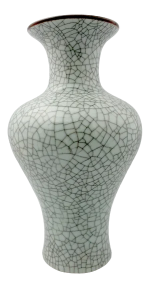 Early 20th Century Chinese Porcelain Ge Yao Fengweizun Vase