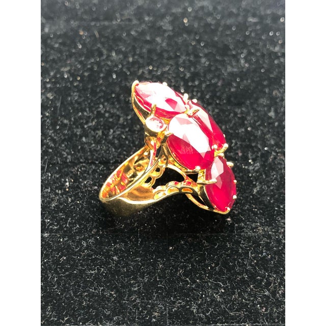 Bochic “Orient” Vintage Ruby Cocktail Ring Set In 18K Gold & Silver with Certifi For Sale - Image 4 of 15