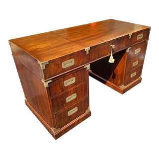 Mid 20th Century Vintage Henredon Furniture Campaign Style Kneehole Desk For Sale