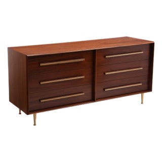 1950s Widdicomb Six Drawer Walnut Dresser t.h. Robsjohn Gibbings For Sale