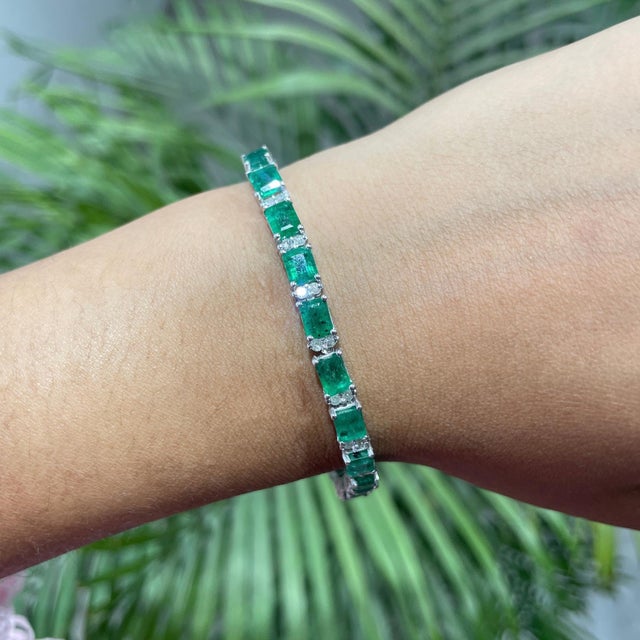 Regal 12 Ct Emerald & Diamond Line Tennis Bracelet in 925 Sterling Silver, 7 Inch For Sale - Image 10 of 14