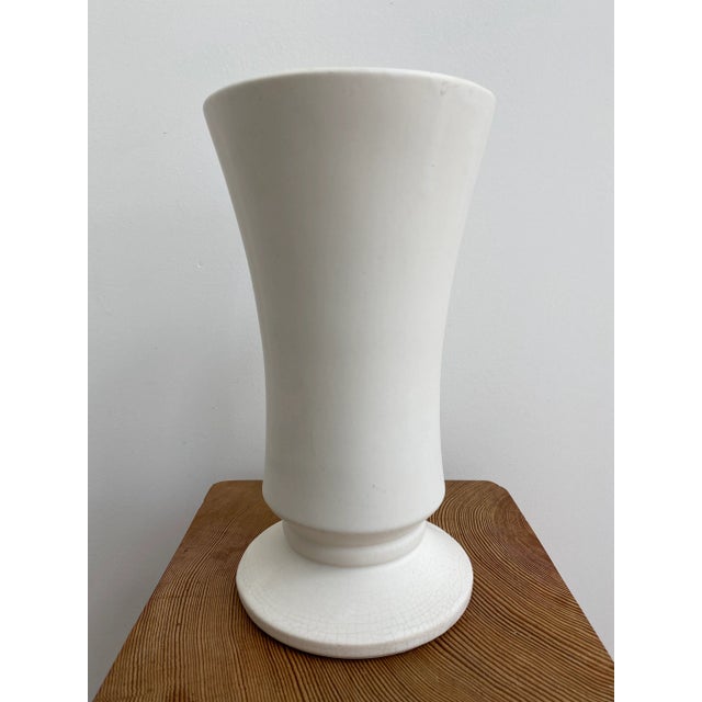 1940’s Modern Matte White Ceramic Vase For Sale - Image 4 of 13