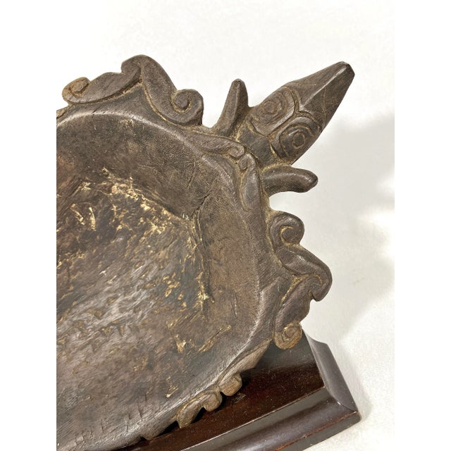 Large South East Asian Ceremonial Hand Carved Wood Bowls / Dishes, a Pair (Dayak - Borneo) For Sale - Image 12 of 12
