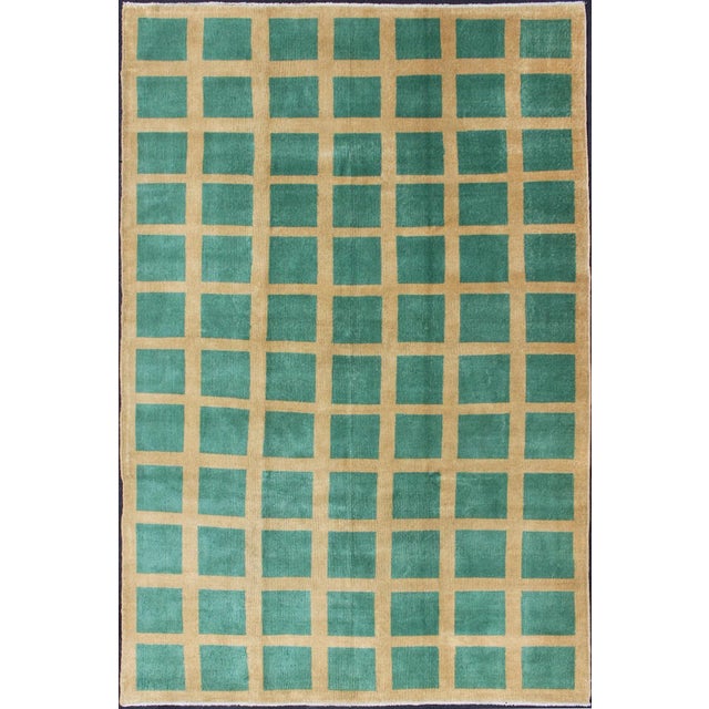 Mid 20th Century Green and Yellow Minimalist Mid-Century Modern Design Turkish Rug For Sale - Image 12 of 12