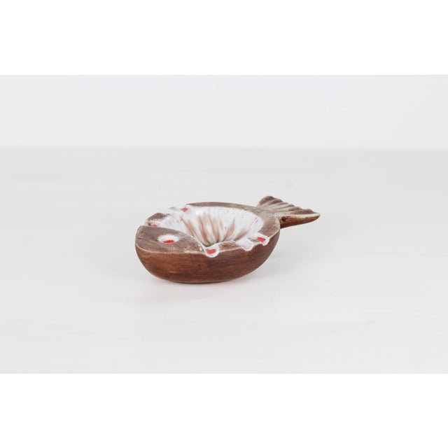 French Mid-Century Vallauris-Style Studio Pottery Fish Ashtray For Sale - Image 3 of 11