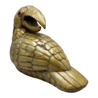 1960s Big Size Mexican Sculpture of Toucan For Sale