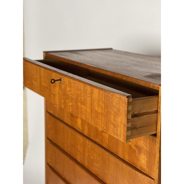 Scandinavian Teak Chest of Drawers, 1960s, in Very Good conditions. Designed 1960 to 1969