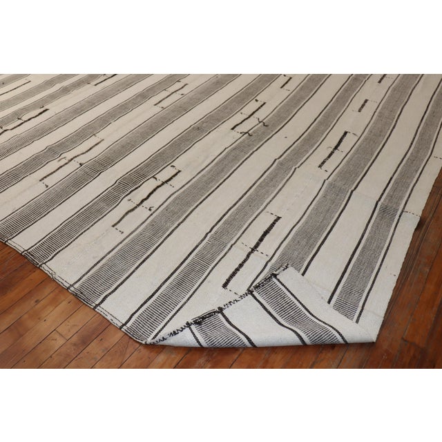 Vintage Zabihi Collection Oversize White Gray Turkish Kilim - 11'4" x 17' For Sale - Image 12 of 12