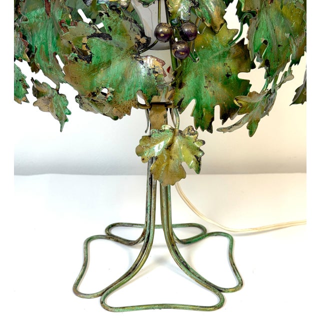1960s Italian Polychromed Tole Grapevine Topiary Table Lamp For Sale In West Palm - Image 6 of 11