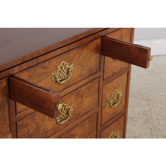 1980s Baker Burl Wood 8 Drawer Flip Top Server Bachelor Chest For Sale - Image 5 of 17