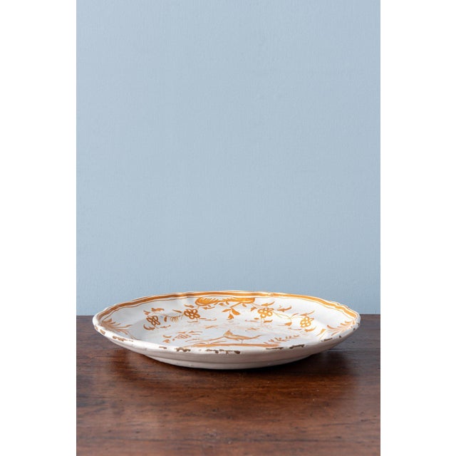 Shaped Ochre Plate with Bird from Moustiers Faience, 1700s For Sale - Image 5 of 8