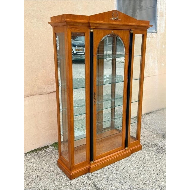 Thomasville Grand Classics Neoclassical Cherry Biedermeier Curio China Cabinet A For Sale - Image 18 of 18