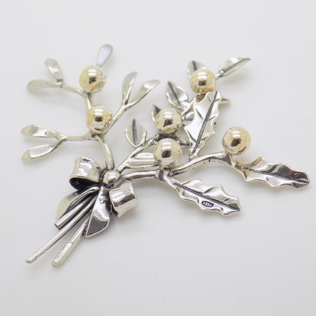 1980s Vintage Italian Handmade Genuine Sterling Silver 925 Christmas Holly and Mistletoe Figurine, 1980s For Sale - Image 5 of 15