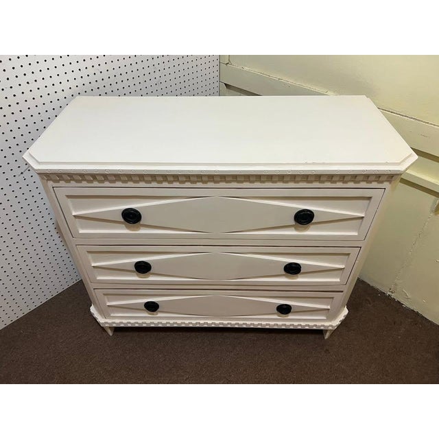Cream Marquise 3-Drawer Cream Dresser For Sale - Image 8 of 8