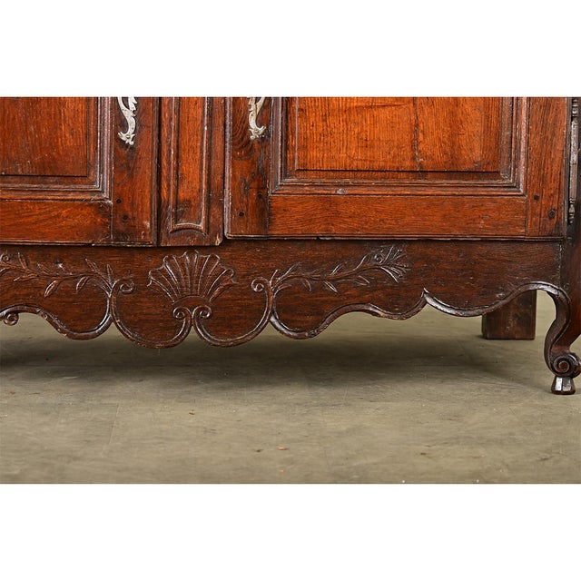 Brown French 19th Century Solid Oak Louis XV Buffet À Deux Corps For Sale - Image 8 of 15