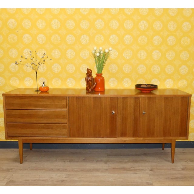 Mid-Century Modern Vintage Sideboard in Walnut, 1960s For Sale - Image 3 of 16