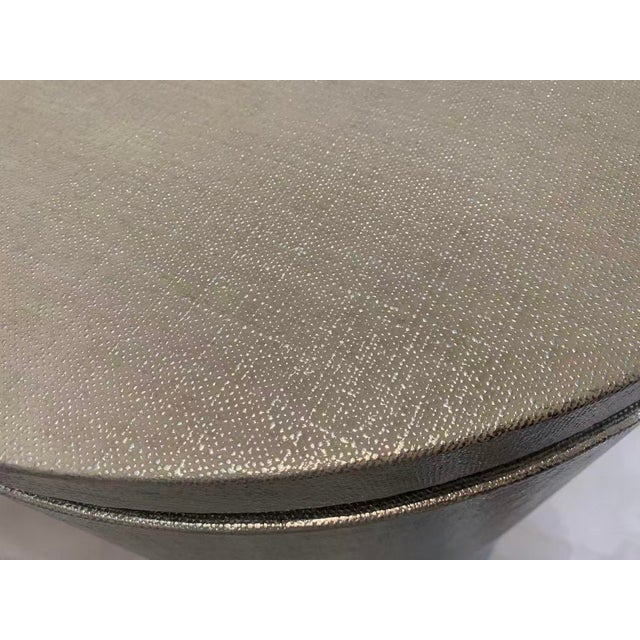 2020s Classically Elegant Corinthian Chest For Sale - Image 5 of 8