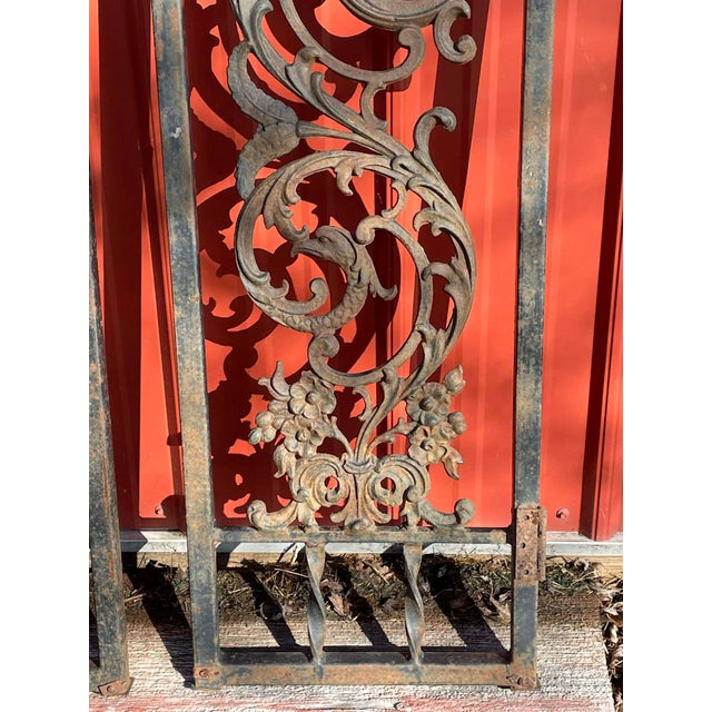 Black Antique Victorian Bird of Paridise Cast Iron Garden Gates For Sale - Image 8 of 16