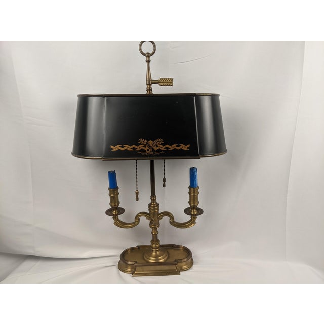Wildwood Vintage Brass Bouillotte Style Two-Light Table Lamp With Black Tole Shade and Gilt Decoration For Sale In New York - Image 6 of 18
