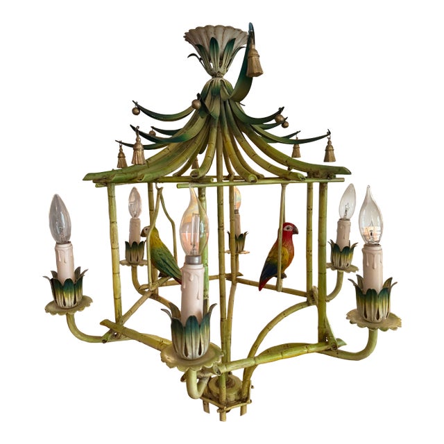 Mid-20th Century Coastal Chinoiserie Regency Pagoda Tole Faux Bamboo Chandelier For Sale