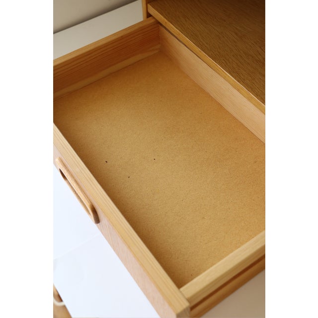 Wood Scandinavian Wall-Mounted Bedside Tables with Drawers in Oak, 1960, Set of 2 For Sale - Image 7 of 13