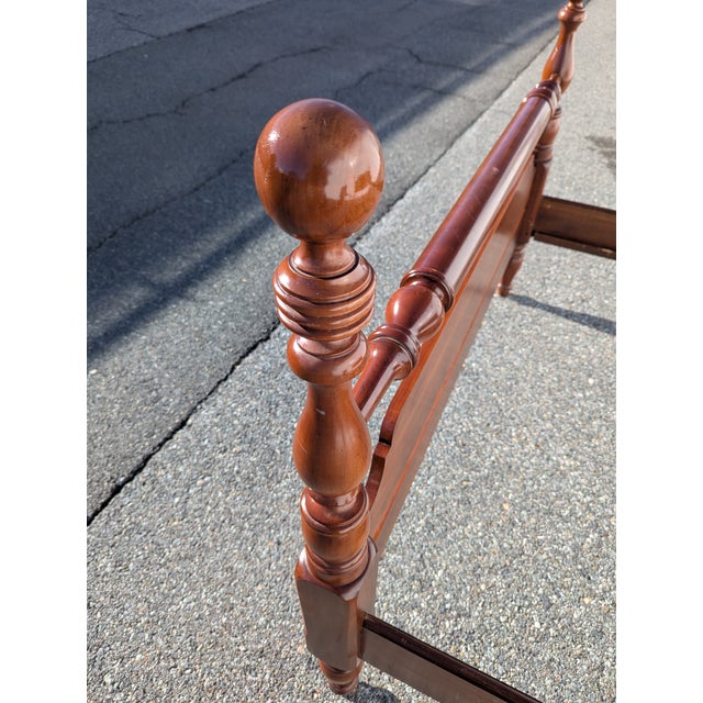 Henkel Harris Vintage Henkel Harris Heirloom-Quality American Regency Cannonball Full Bedframe For Sale - Image 4 of 8