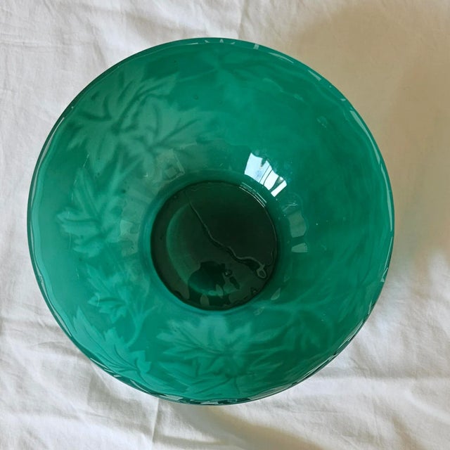 1980s Pilgrim Kelsey Green Oak Leaf Cameo Art Glass Bowl, Kelsey Murphy Signed For Sale - Image 11 of 12
