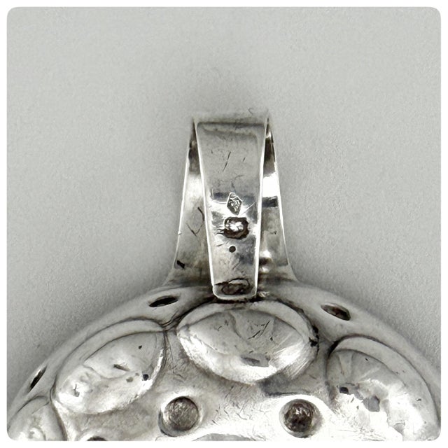 Mid 19th Century First Standard (950/1000) Solid Silver Wine Taster, Tastevin, or Sommelier Cup, Paris, Circa 1846 For Sale - Image 5 of 7