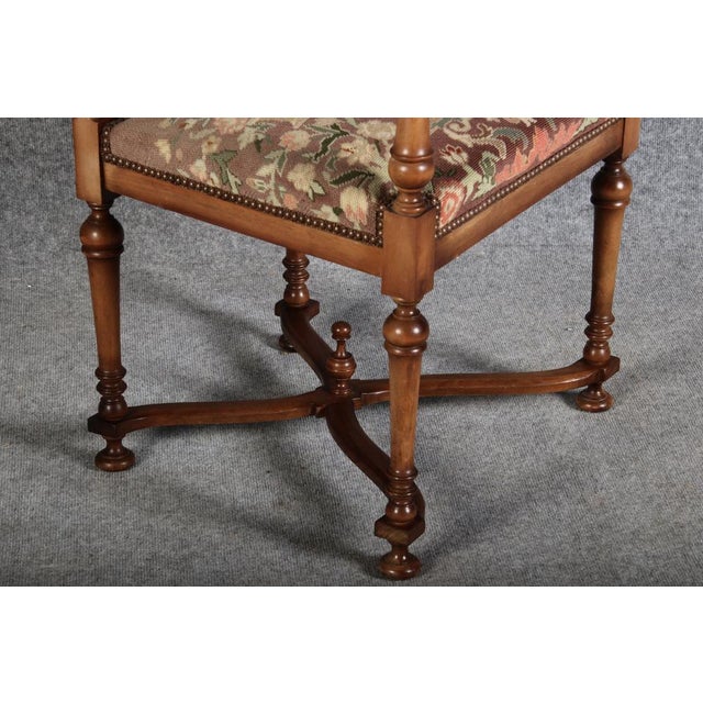 1940s Vintage Baroque Style Armchair in Walnut, 1940 For Sale - Image 5 of 18