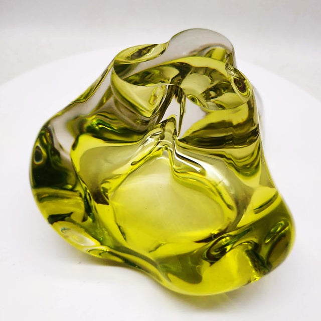 Yellow Large Triangular Ashtray or Catch-All in Murano Glass, Italy, 1950s For Sale - Image 8 of 12