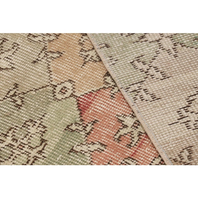 Beige Vintage Zeki Müren Runner in Polychromatic Geometric Patterns, From Rug & Kilim For Sale - Image 8 of 8