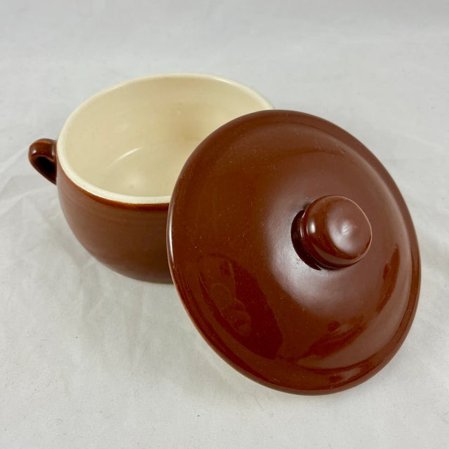 Mid-Century Pfaltzgraff Pottery Lidded Onion Soup Au Gratin Casseroles, Set/6 For Sale - Image 4 of 12