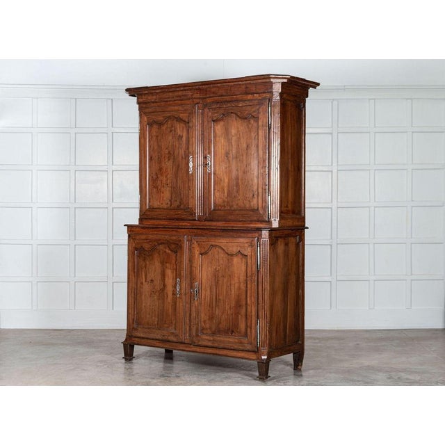 Early 19th Century Large French Oak 2-Body Buffet, 1800 For Sale - Image 5 of 18