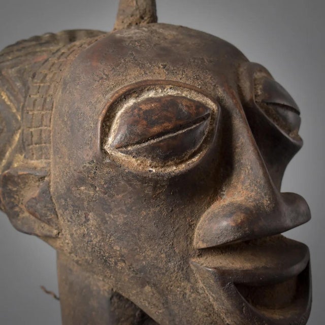 Early 20th Century Songye Nkishi Power Figure For Sale - Image 14 of 15