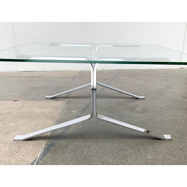 Mid-Century Space Age French Chrome and Glass Joker Coffee Side Table by Olivier Mourgue for Airborne, 1960s For Sale - Image 6 of 18