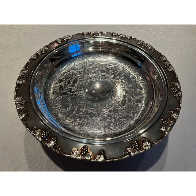 Hollywood Regency 1950s Mid-Century Crescent Silver-Plated & Glass Pedestal Serving Bowl - 2 Pieces For Sale - Image 4 of 12