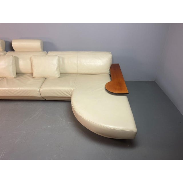 1980s Mid-Century Italian Cream Leather Landscape Sofa with Chaise Longue and Integrated Table from Frighetto, Italy, 1980s, Set of 2 For Sale - Image 5 of 18