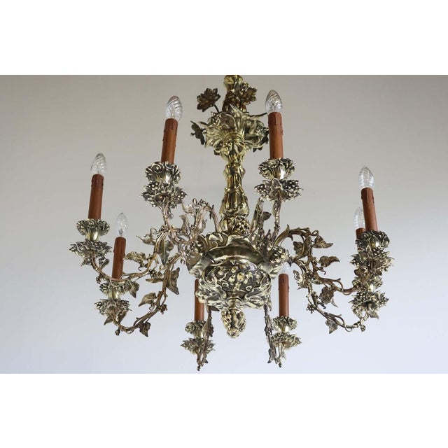 French Art Nouveau Hammered Brass Chandelier, 1890s For Sale - Image 11 of 18