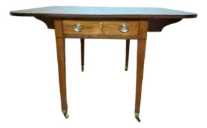 Antique 19th Century Federal Style Drop Leaf Side Table