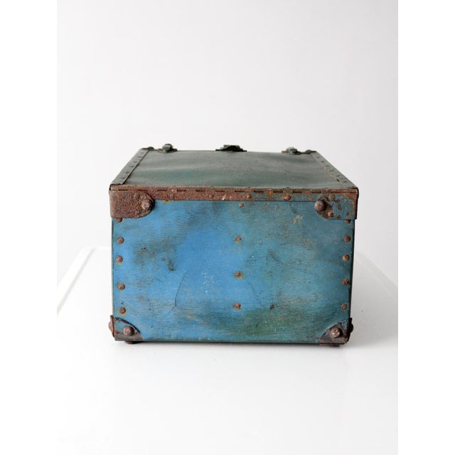 Antique Industriel Utility Tool Box For Sale - Image 10 of 13